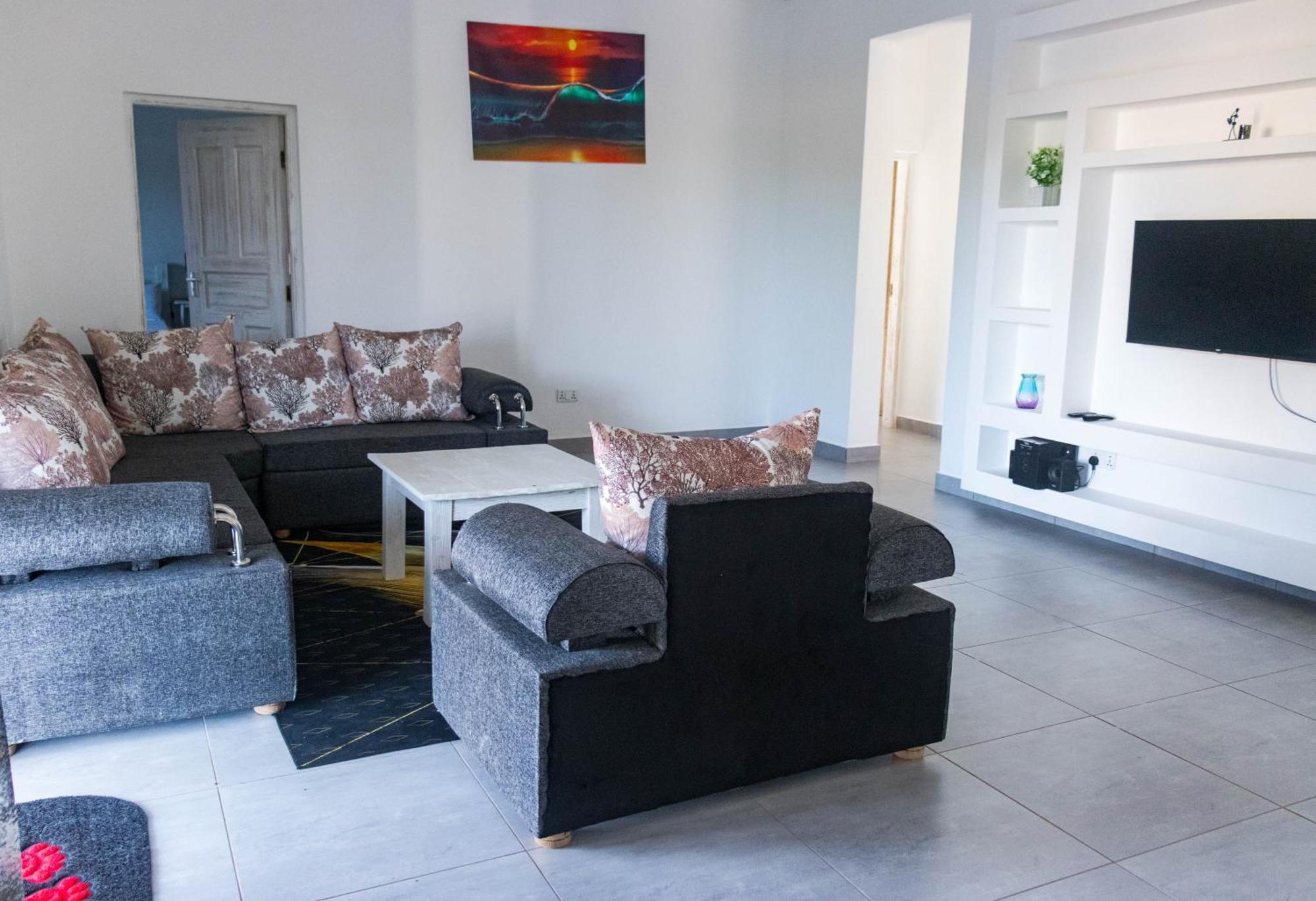 4 U Luxury Bungalows Diani Диани-Бич Экстерьер фото